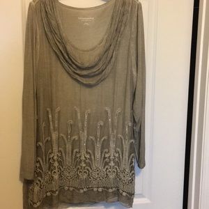 Soft surroundings top